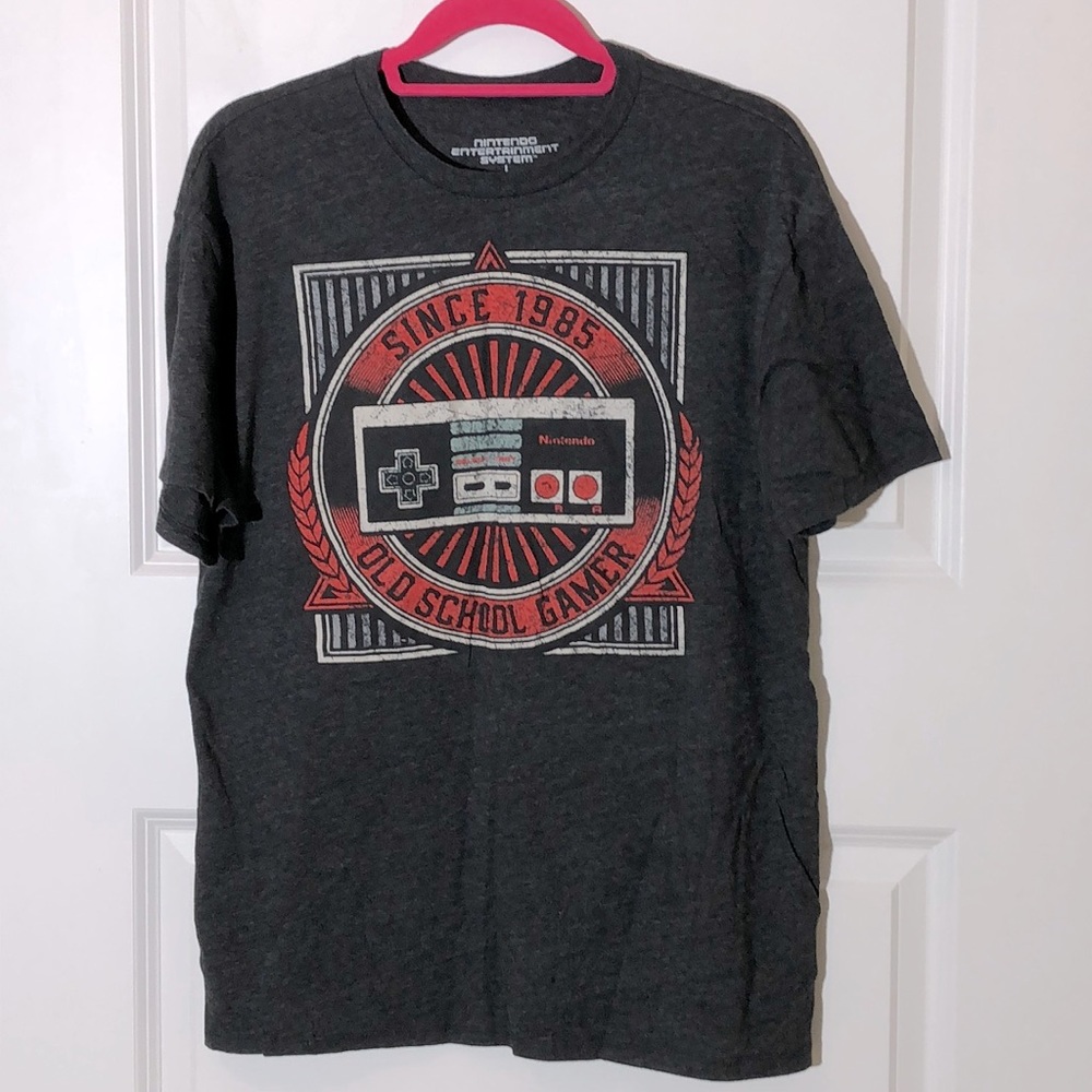 Nintendo NES Old School Gamer Tee Large